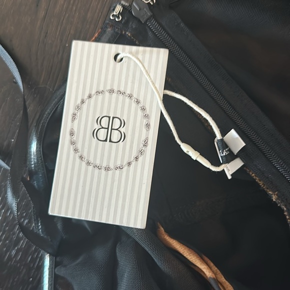 Leopard Gown​​​ - Picture 9 of 10